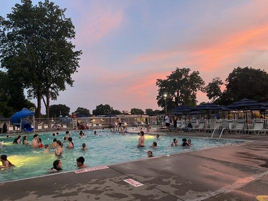 Castle gardens pool