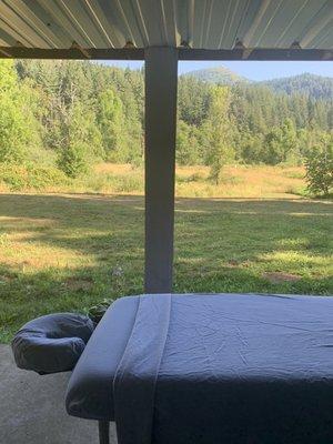 Outdoor massage available too! Let's utilize the beautiful weather and enjoy the soundtrack of nature.