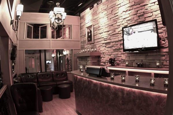 Ultra Lounge @ Powerhouse Studios East Hanover - Amazing club / lounge atmosphere. LED lights can change to any color