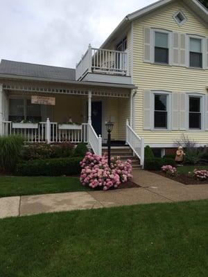 The front of the cottage