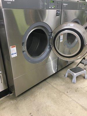 100lbs washer!! for $10.50 a load