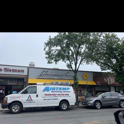 Johnson Deli; storefront