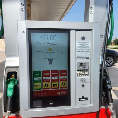 2nd cheapest gas in the area.  Costco gas is still the cheapest.