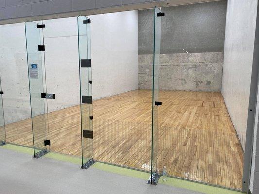 Racketball court