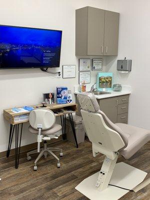 Patient Consultation Room at Meason Orthodontics