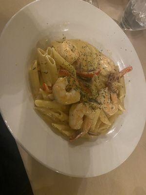 Cajun penne pasta with shrimp