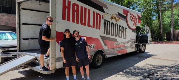 Haulin' Movers