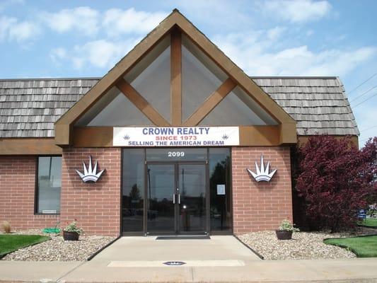 Olathe Crown Realty Office