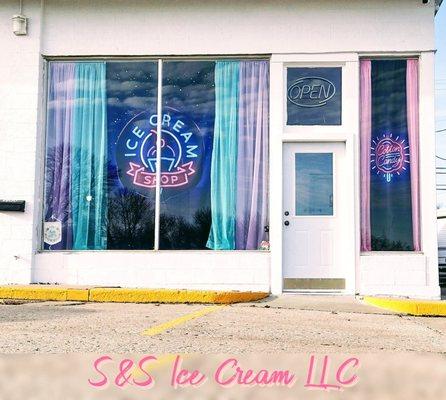 S and S Ice Cream and Bait shops