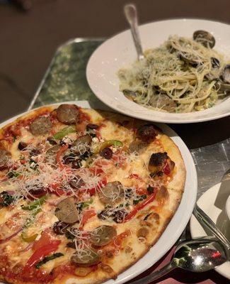 Montrose Pizza and Linguini Vongole