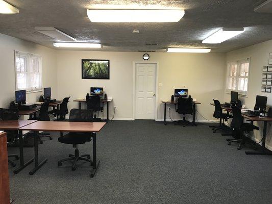 We have 6 computers ready for customers to advance their skills. Make your appointment today!     (571) 762-2327