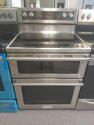 Top of the Line Kitchenaid Electric Double Convection Oven available now!