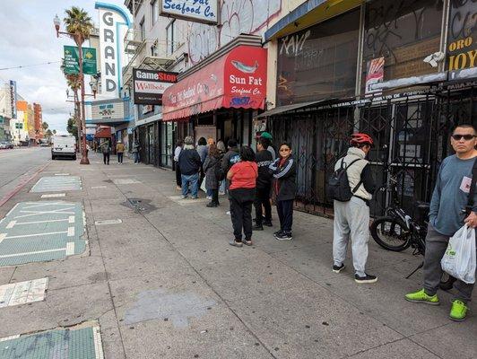 NYE, line out the door, Dec 31, 2023