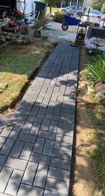 Paver side walk