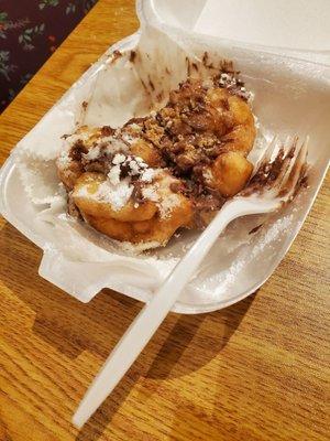 Royalty Funnel Cake