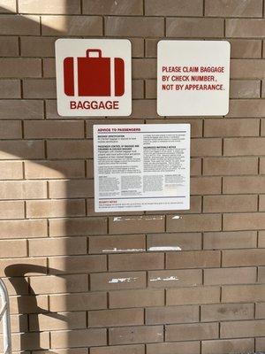 Now that's what I call baggage claim. Lol. It's like an old train station.