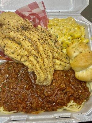 Catfish & spaghetti platter