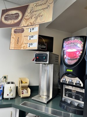 Fresh coffee made daily & 
Hot Cappuccino beverage dispense available