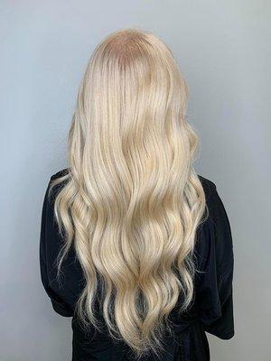 Full Blonde