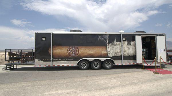 Mobile Cigar Lounge