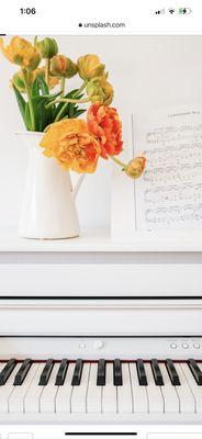 Flowers on a piano