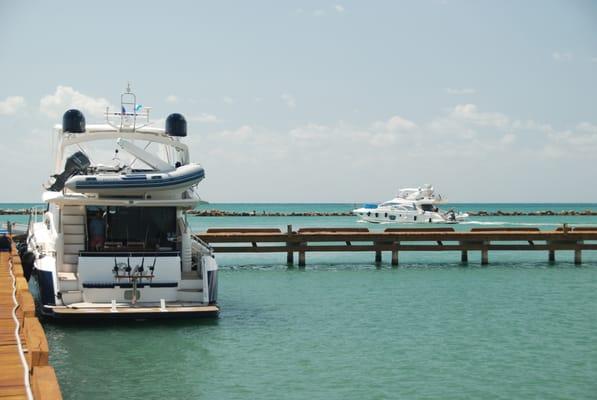 Fishing and water sports in Belize are a main attraction to water lovers.