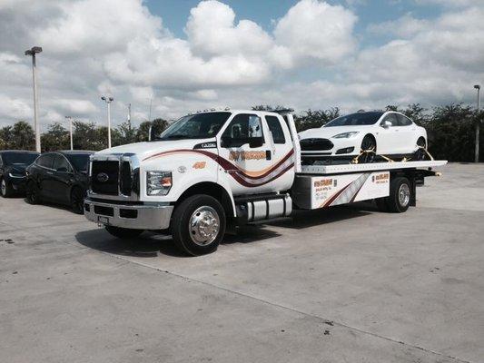 KW Wrecker Service | Palm Beach | Palm City | Florida | Towing Service | Flatbed Service | Heavy Duty Towing | Roadside Assis...