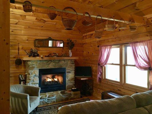 Great Room in Hilltop Retreat Cabin