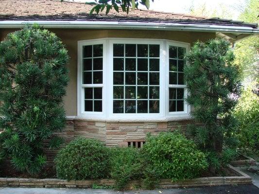 Vista Window Mfg. is a family owned and operated window manufacture. Tel: 626-359-3600