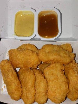 10 pc chicken nuggets