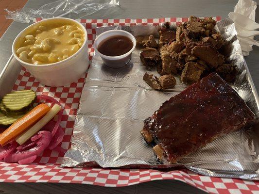 St Louis River, brisket, and Mac&Cheese