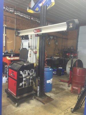 Wheel alignment machine