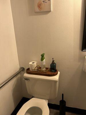 Very clean restroom