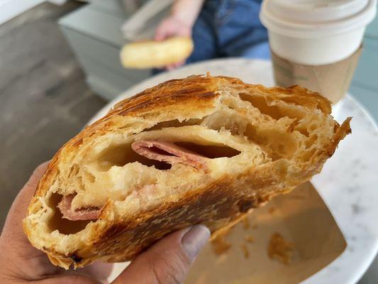 Pain Au Jambon