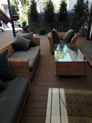 Patio rattan & glass Furntiure Set by VIG. Photo provided by customer