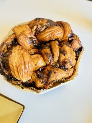 Toffee Cinnamon Pecan Babka