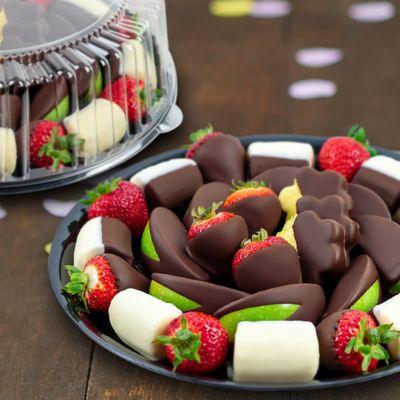 platters of chocolate dipped fruit