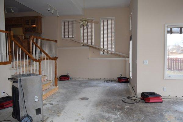 Water Pipe Burst Restoration - Kansas City, Missouri