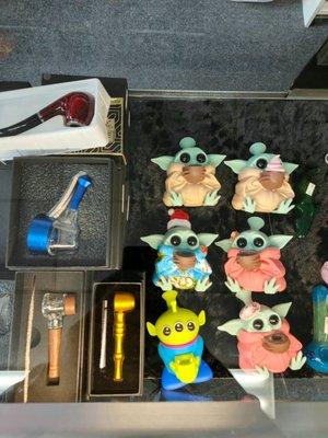 Some cuties  pipes right here.