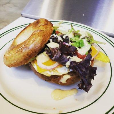 Made to order breakfast sandwiches on homemade bagels!  Spice it up with house siracha mayo!