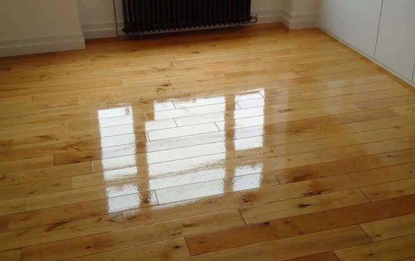 Floor shine