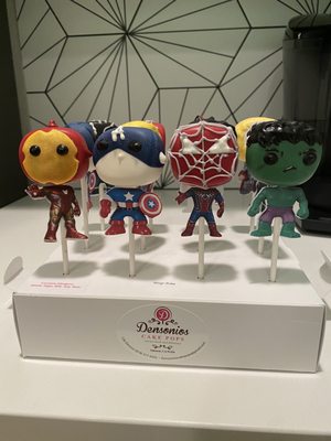 Avengers cake pops, birthday cake flavor