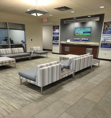 SSFCU Rolling Oaks Branch - Waiting Area