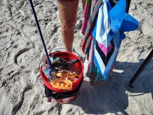 Beach Squad Beach Cleanup trash bucketcollection in Daytona Beach, FL - Volusia County