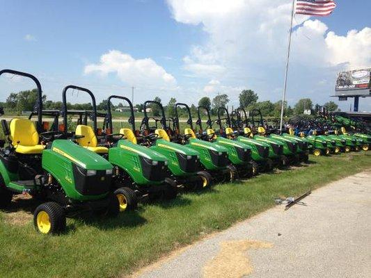 John Deere 1025R @ Power Sports Abrams. Thanks to our customers in Green Bay, De pere, Appleton, Milwaukee, Madison, Chicago, Wausau