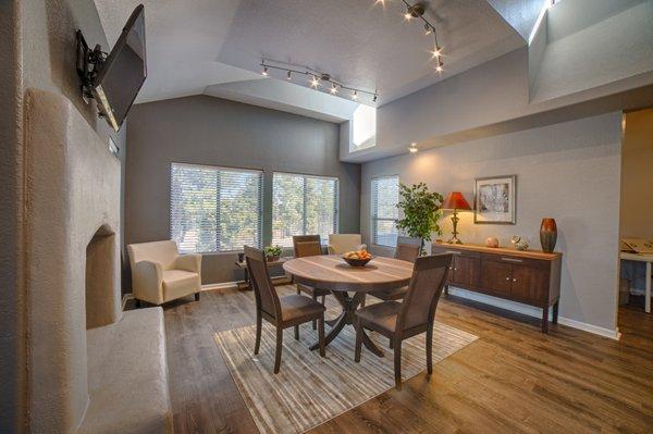 RE/MAX Mountain Valley's office is designed to be a casual, comfortable and welcoming setting.