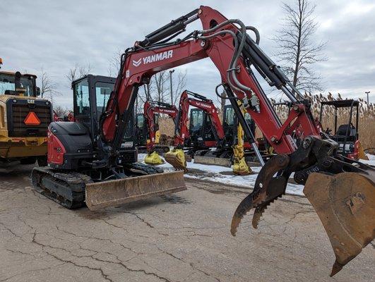 Mini excavators of all sizes, with option of hydraulic thumb and HVAC cab