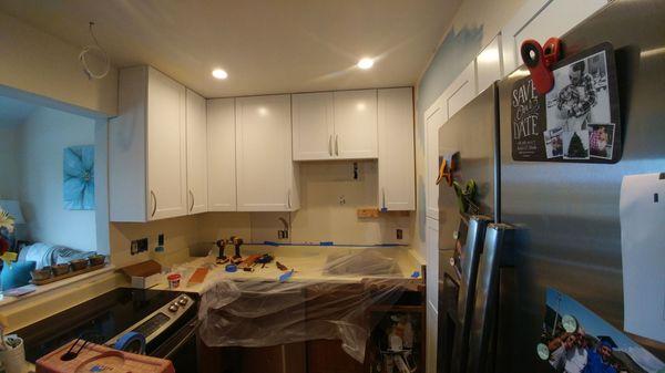 A kitchen that I finished the cabinets