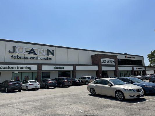 JoAnn's located at SE corner of Preston and Forest