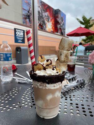 S'mores milkshake